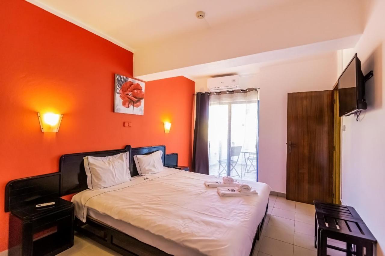 Apartment In Praia Da Rocha With A-C, Terrace In ปอร์ติเมา ภายนอก รูปภาพ