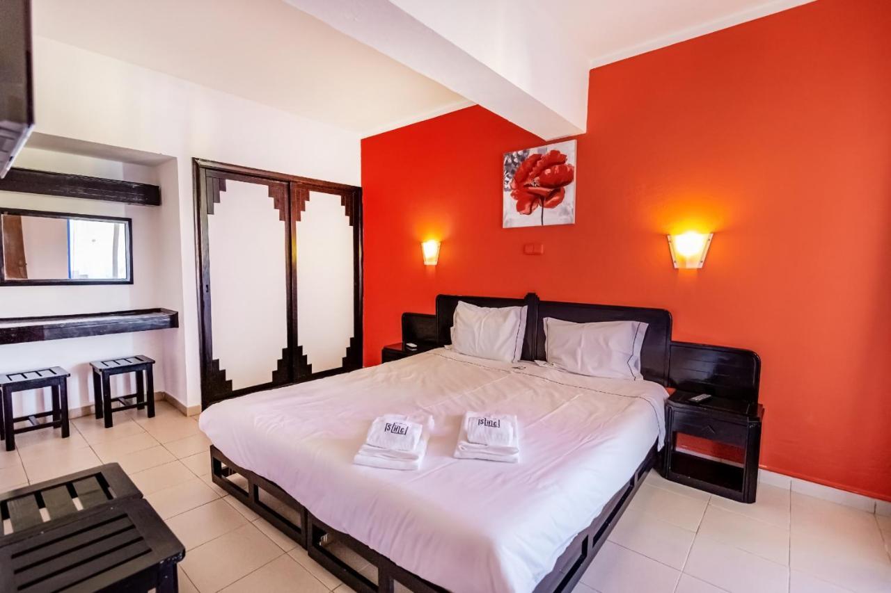 Apartment In Praia Da Rocha With A-C, Terrace In ปอร์ติเมา ภายนอก รูปภาพ