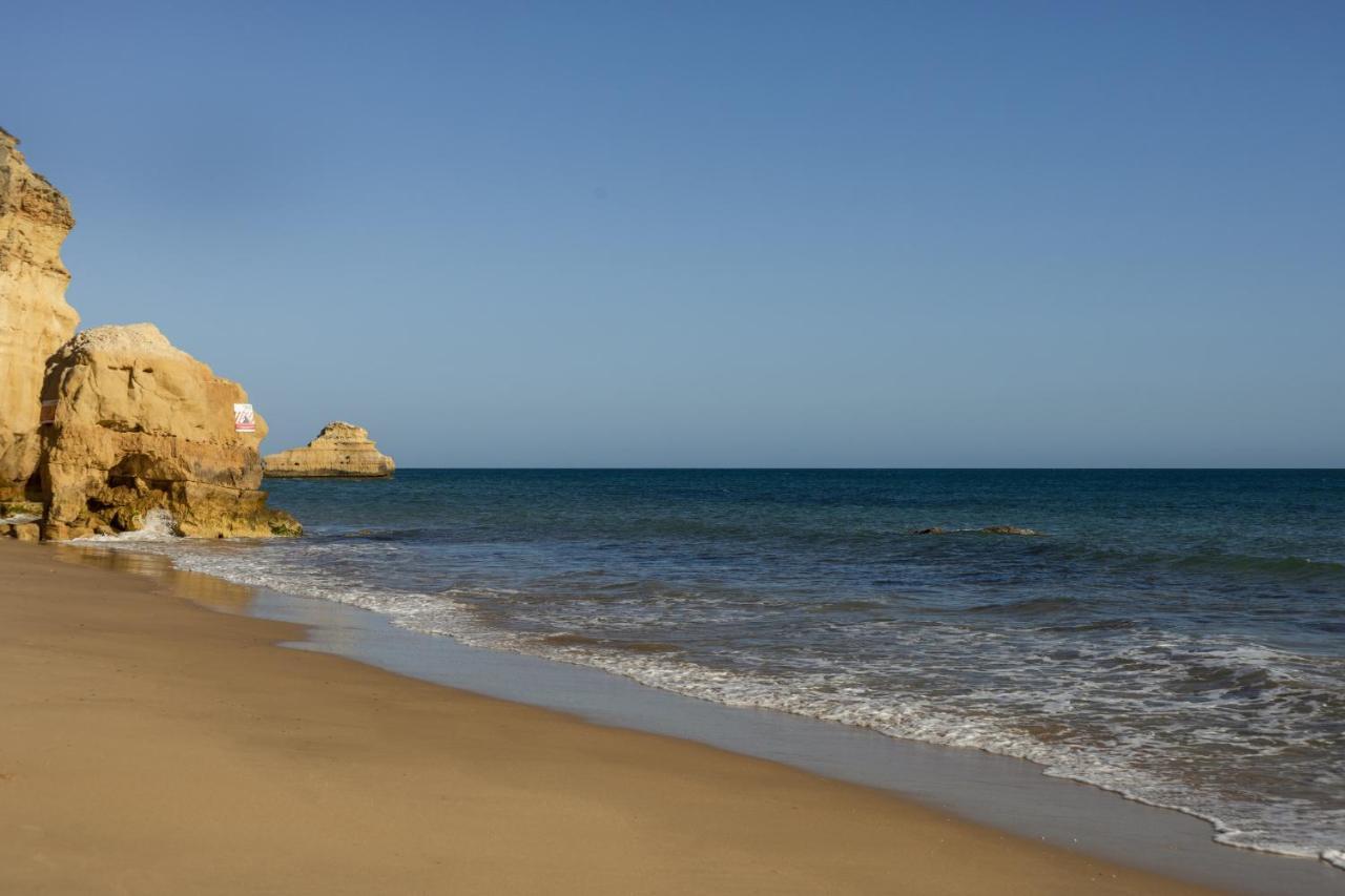 Apartment In Praia Da Rocha With A-C, Terrace In ปอร์ติเมา ภายนอก รูปภาพ